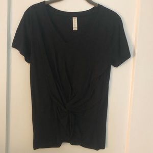 Black knotted front Altar’d State t-shirt